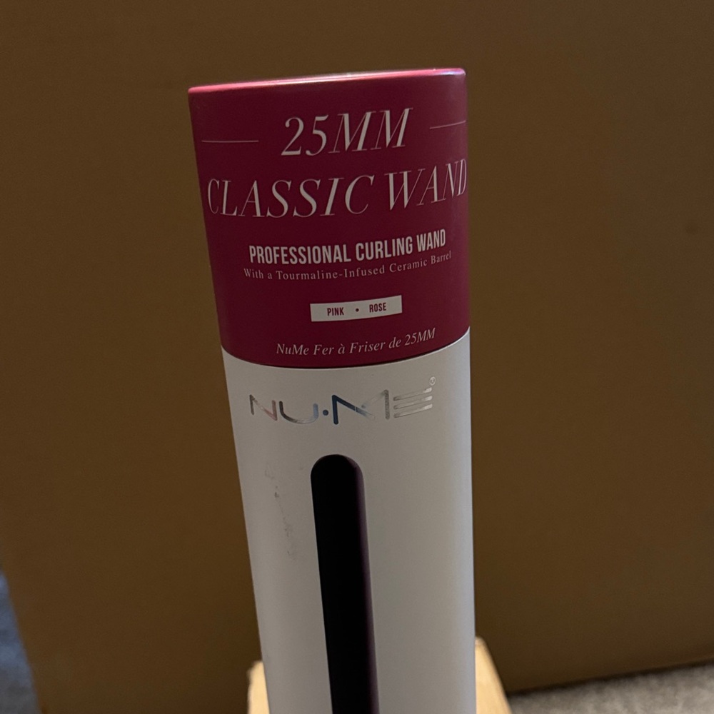 NuMe Rose Pink Curling Wand